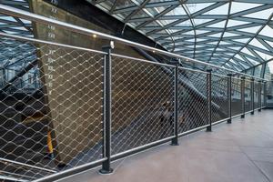 Rampe <span class=keywords><strong>en</strong></span> <span class=keywords><strong>verre</strong></span> intérieure à fixation latérale <span class=keywords><strong>en</strong></span> acier inoxydable avec <span class=keywords><strong>verre</strong></span> trempé pour escalier, balcon, centre commercial - Product Image 6