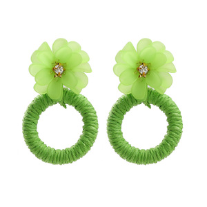 Boucles d'oreilles tissées mode tissé rond découpe fleurs diamant pendentif boucles d'oreilles pour femmes Uionen 1019 - Product Image 5