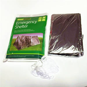 Abri d'urgence Outdoor Essentials 8 pieds x 5 pieds, imperméable, léger, compact, réfléchissant, tente de survie pour les randonneurs et les coureurs - Product Image 2