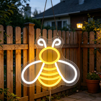 لافتة نيون مخصصة من الأكريليك الأصفر بتصميم نحلة، إضاءة LED قابلة للتعتيم للكاميرات والحفلات والمتاجر