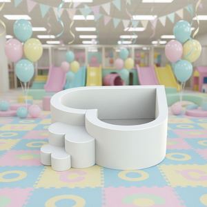 Ensemble de jeux souple personnalisé blanc pour enfants, piscine à balles extérieure en PVC en forme de cœur, modèle LB-06, pour écoles, centres commerciaux et espaces commerciaux - Product Image 2
