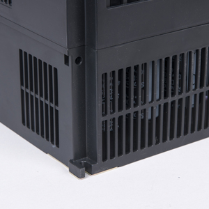 Bomba Solar PV500-4T-018GB-H con Variador de Frecuencia (VFD) de 18.5kW, Trifásica, 380V, Híbrida con MPPT - Product Image 3