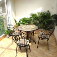 Ensemble de meubles de jardin en métal de style européen, trois pièces, petite table basse et chaise d'extérieur