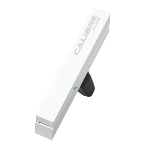 Difusor <span class=keywords><strong>de</strong></span> Perfume Automotriz <span class=keywords><strong>de</strong></span> Lujo <span class=keywords><strong>de</strong></span> Aleación Sólida para Coche, Ambientador Interior con Calentador, Logotipo Personalizado, Larga Duración - Product Image 2