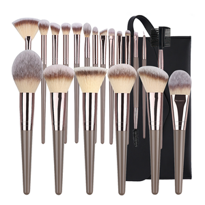 แป้งฝุ่นแบบเต็มชุด ชุดแปรงแต่งหน้า แปรงปัดแก้ม แปรงทาตาและจมูก แปรงขนนุ่ม แปรงรองพื้น อุปกรณ์เสริมความงาม - Product Image 4