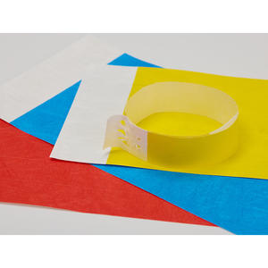 Pulseras de Tyvek de color sólido [AnyWristband] de 25 mm (1 pulgada) con fibra resistente a desgarros para uso de alta durabilidad en seguridad y control de acceso. - Product Image 1