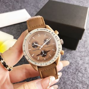 <span class=keywords><strong>Montre</strong></span> chronographe pour femme avec trois sous-cadrans, lunette tachymetre, <span class=keywords><strong>bracelet</strong></span> en <span class=keywords><strong>cuir</strong></span>, onze options de couleur, mouvement à quartz, cadeau pour elle - Product Image 6