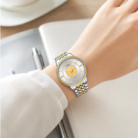 Reloj de Pulsera de Cuarzo para Hombre, Estilo Ejecutivo, con Calendario, Diseño Esqueleto Luminoso, Correa de Acero Inoxidable, 42 mm, con Agujas