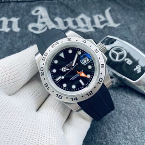 นาฬิกาข้อมืออัตโนมัติ Lao Family Explorer <span class=keywords><strong>Lex</strong></span> สายเหล็ก สำหรับผู้ชาย เรืองแสง หรูหรา รุ่น Yacht Skywalker สีเขียว สปอร์ต พร้อมจี้เหรียญ - Product Image 1