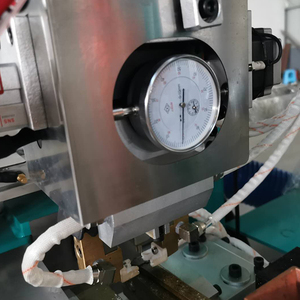 ใช้เครื่องบัดกรีแบบป้อนอัตโนมัติเต็มรูปแบบสำหรับการเชื่อมและบัดกรีชิ้นส่วนใบเลื่อยแบบหมุนด้วยฟลักซ์ - Product Image 5