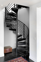 Escalier en colimaçon en bois de luxe avec structure en acier courbé de style flottant haut de gamme et marches en bois massif