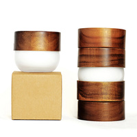 Vietnam WeWood pot de crème de sel de bain en verre dépoli naturel avec bouchon à vis en bois de bambou pour couvercles d'emballage cosmétique fermetures de bouteilles