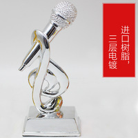 Trophée en résine synthétique FBA, design créatif en forme de microphone, motif artisanal moderne, récompense de compétition en cristal.