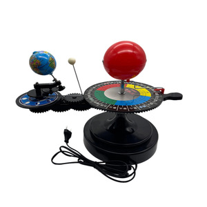 Strumento didattico manuale elettrico modello <span class=keywords><strong>luna</strong></span> sole terra che corre globo a tre sfere per studenti di notte di giorno in plastica - Product Image 1