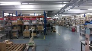 ตัวควบคุมแรงดันไฟฟ้า L4979DTR-E ของแท้ใหม่เอี่ยม - ชิปวงจรรวมแบบเชิงเส้น ชิ้นส่วนอิเล็กทรอนิกส์ - Product Image 3