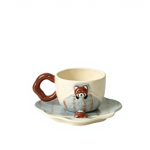 Taza de café de cerámica Chaozhou con diseño creativo estilo Ins, con tapa de panda de dibujos animados, para uso en exteriores, alta calidad. - Product Image 1