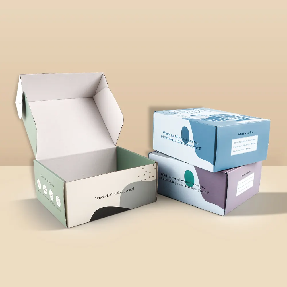 Großhandel benutzer definierte Logo gedruckt Kraft Faltpapier Karton Verpackung Wellpappe Mailer Versand kartons