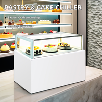 Vitrine Réfrigérée Commerciale à Glace avec Verre Courbé et 2 Portes pour Présenter Macarons, Chocolats et Pâtisseries