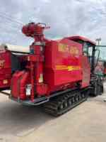 Moissonneuse-batteuse sur chenilles Touxin quasi neuve avec boîte de vitesses automatique et moteur neufs, pour usage agricole, marque réputée, pour maïs, blé, riz