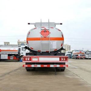Nuevo Camión Cisterna de Combustible Pequeño de Acero Inoxidable 4x2 de 6000 Litros para Gasolina Cruda y Diésel, Venta Directa de Fábrica - Product Image 5