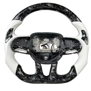Nouveau produit phare : Volant en cuir perforé en fibre de carbone forgée pour Dodge Challenger - Product Image 1