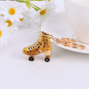 Regalo creativo zapatos de patinaje de diamantes de agua llavero de coche lindo zapatos de tacón alto bolsa colgante llavero - Product Image 5
