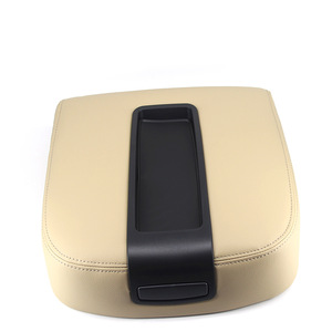 Cubierta de Reposabrazos Central para Chevrolet GMC, Caja de Almacenamiento de Cuero Color Bronceado para Consola Delantera - Product Image 1