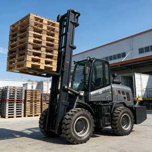 Fabrieksdirect 2 ton zware 4WD off-road diesel vorkheftruck voor opslag en transport - Product Image 3