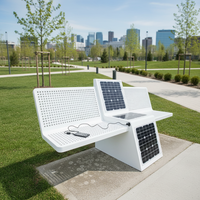 Banc solaire pour la recharge des appareils mobiles sur les campus universitaires. Sièges solaires utilisés dans les hôtels et les complexes hôteliers.