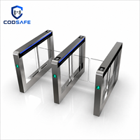Barrière pivotante automatique en acier inoxydable avec reconnaissance faciale et 6 paires de capteurs infrarouges pour la sécurité des entrées d'hôtels
