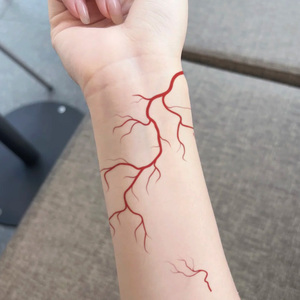 Relámpago rojo colorido tatuajes temporales pegatina estilo de moda <span class=keywords><strong>tatuaje</strong></span> impermeable adecuado para Abdomen <span class=keywords><strong>brazo</strong></span> pierna <span class=keywords><strong>y</strong></span> <span class=keywords><strong>pecho</strong></span> - Product Image 4
