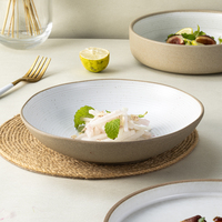 Assiettes en céramique mate fabriquées à la main au four YAYU, en porcelaine, en gros, pour restaurants, banquets, traiteurs, OEM personnalisé