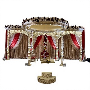 Mandap traditionnel indien sculpté en fibre, configuration personnalisée avec huit piliers dorés sculptés, fabricant pour fêtes et événements - Product Image 1