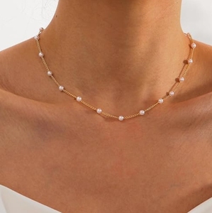 Collar Gargantilla con Cadena de Plata de Ley Chapada en Oro y Perlas Redondas Blancas Auténticas de 3-4 mm - Product Image 4