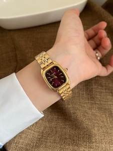 2026 New Arrival Women's Retro <b>Watch</b> Student <b>Watch</b> High Quality Ladies <b>Watch</b> Versatile Simple Design for Everyday Use - Product Image 6