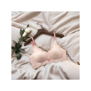 Ensemble de soutien-gorge premium 3 pièces, soutien-gorge de grande taille, design sans couture, couture contrastée tendance, confort tout au long de la journée, style 1/2 bonnet - Product Image 6