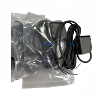Capteur photoélectrique d'origine E3S-CL2 E3S-CL1 2M E3S-CL2-M1J pour la détection d'objets transparents industriels en stock