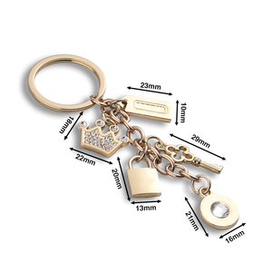 Cadeaux souvenirs, porte-clés de luxe, pendentifs variés, couronne dorée, faux diamant, porte-clés en alliage de zinc - Product Image 3