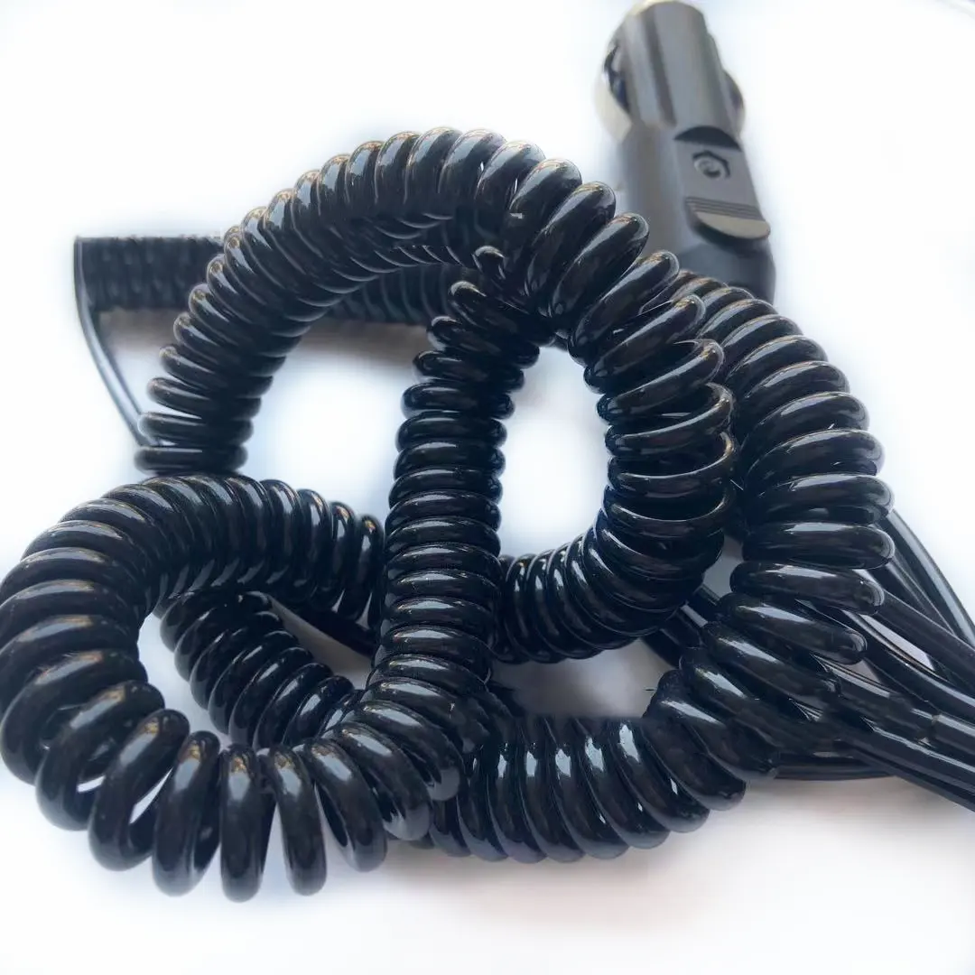 Kupfer isolierter Auto-Zigaretten anzünder mit 1-25A-Sicherung und PVC-Isolation verlängerung kabel Auto ladegerät Spiral kabel