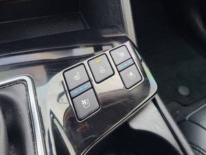 2022 BLANC Le Tout Nouveau Sportage Diesel Automatique Propre Extérieur Élégant Voiture d'Occasion Diesel Abordable avec Régulateur de Vitesse - Product Image 3