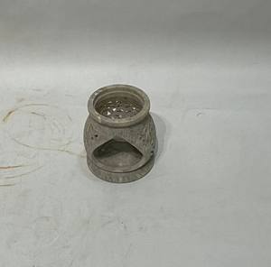 Brûleur d'huiles aromatiques classique artisanal en pierre naturelle, accessoire de décoration et de bien-être magnifiquement conçu - Product Image 3