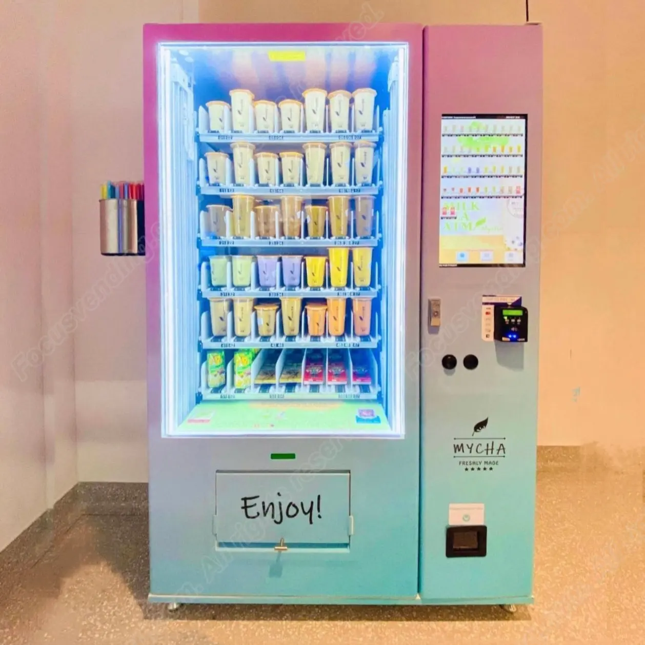 Mengeluarkan susu dan teh secara otomatis dengan mesin penjual terkemuka di Tiongkok