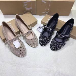 รองเท้าผู้หญิงแบบแมรี่เจนประดับเพชรเต็มตัวสำหรับสุภาพสตรี - Product Image 1