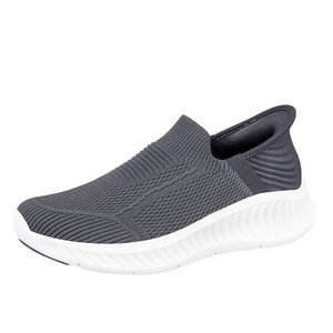 Zapatillas Deportivas Unisex Transpirables de Primavera con Malla Sólida Negras de Suela Blanda Ligeras Sin Cordones Casuales para Caminar de Pareja - Product Image 5