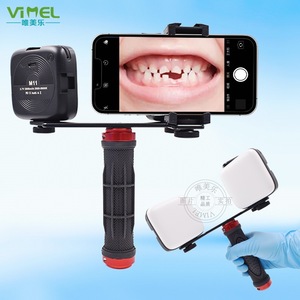 Luz LED Dental VIMEL de 75x75x28mm con Soporte para Teléfono para Fotografía Bucal - Product Image 3