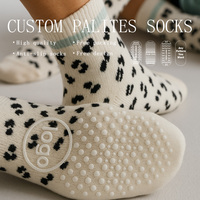 Chaussettes de yoga et de pilates en coton jacquard à design personnalisé, chaussettes de sport antidérapantes