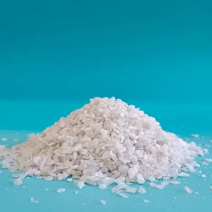 Fused magnesium alumina spinel for raw refractory materials