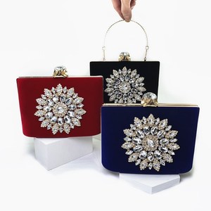 2026 Custom Logo New Velvet Sunflower Shape Evening Bag Diamond Handheld Bag for Party Dress Women's Flower <b>Clutch</b> - Product Image 6