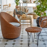 Moderne Simple Hôtel Balcon Grand Fauteuil Jardin Bistro Ensemble Rotin Patio Meubles Extérieur Conversation Ensemble En Osier Pivotant Chaise