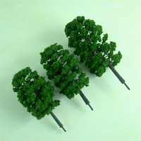 Arbre artificiel miniature d'échelle en plastique d'architecture pour la disposition de diorama de train Ho